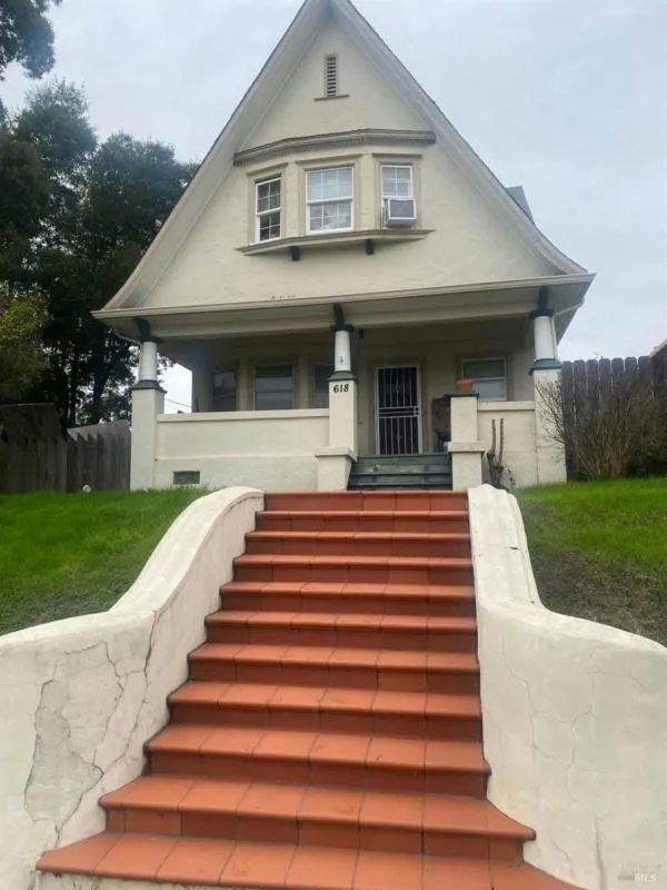 618 S 2ND ST, Rio Vista, CA 94571 Single Family Residence For Sale  MLS# 324003923 for Rent