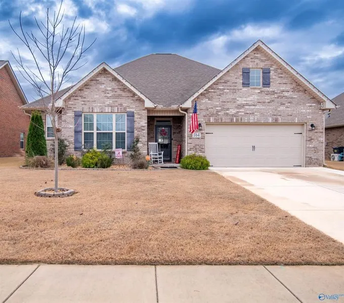 164 Willow Bank Cir, Decatur, AL 35603  MLS# 21849792 for Sale