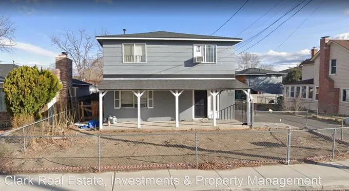 934 H st - Home  934 H st for Sale
