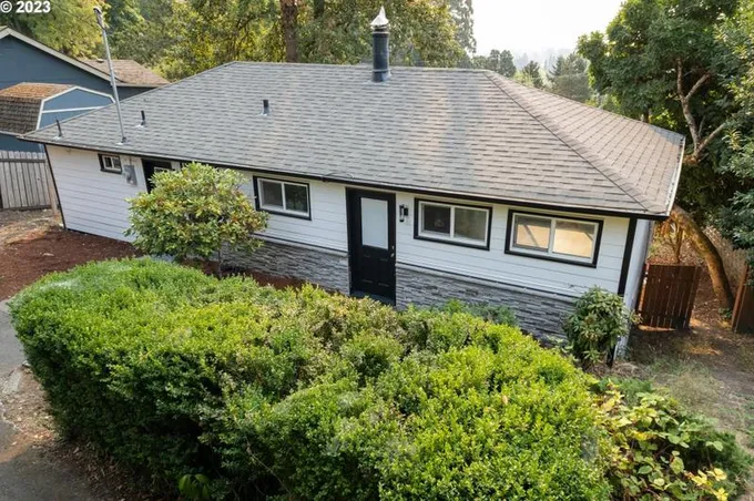 992 Terrace Dr NW, Salem, OR 97304 - MLS 23638405