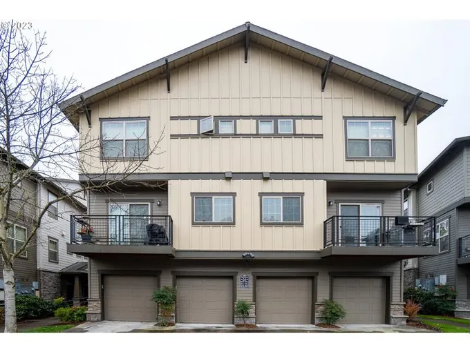 8840 NE Brentford WAY, Hillsboro OR 97006 for Sale