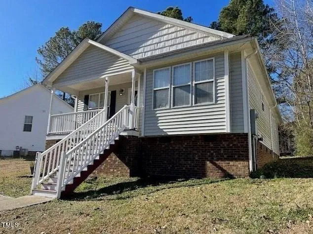 1212 Woodbriar St, Clayton, NC 27520 - MLS 10006599 for Sale