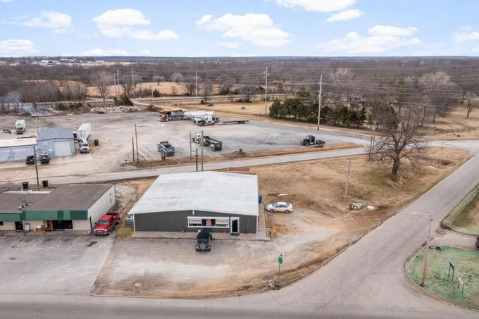 Vinita, Craig County, OK Commercial Property, House for sale Property ID: 416848285