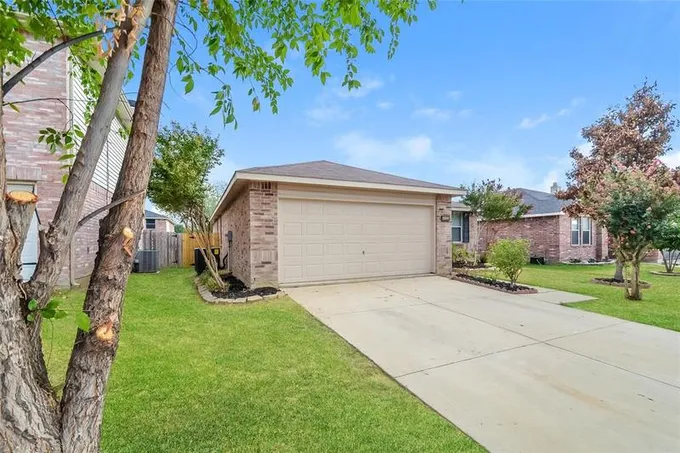 3505 Lipizzan Dr, Denton, TX 76210 for Rent