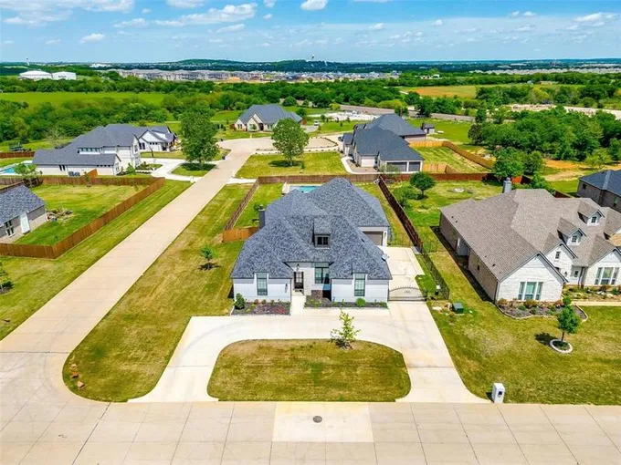 690 Prairie Timber Rd, Burleson, TX 76028 for Sale