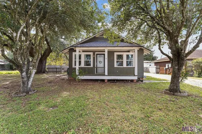 57945 Government St, Plaquemine, LA 70764  MLS# 2023020270 for Sale