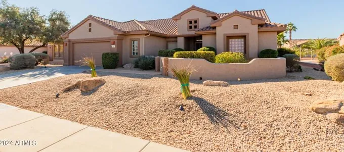 16027 W Silver Breeze Dr, Surprise, AZ 85374 - MLS 6648850 for Sale