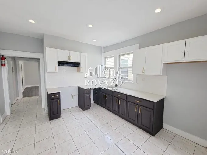 49219033  22 Stuyvesant Ave for Sale