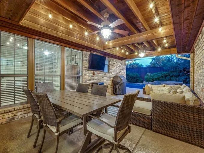 4228 Country Brook Dr, Dallas, TX 75287 for Sale