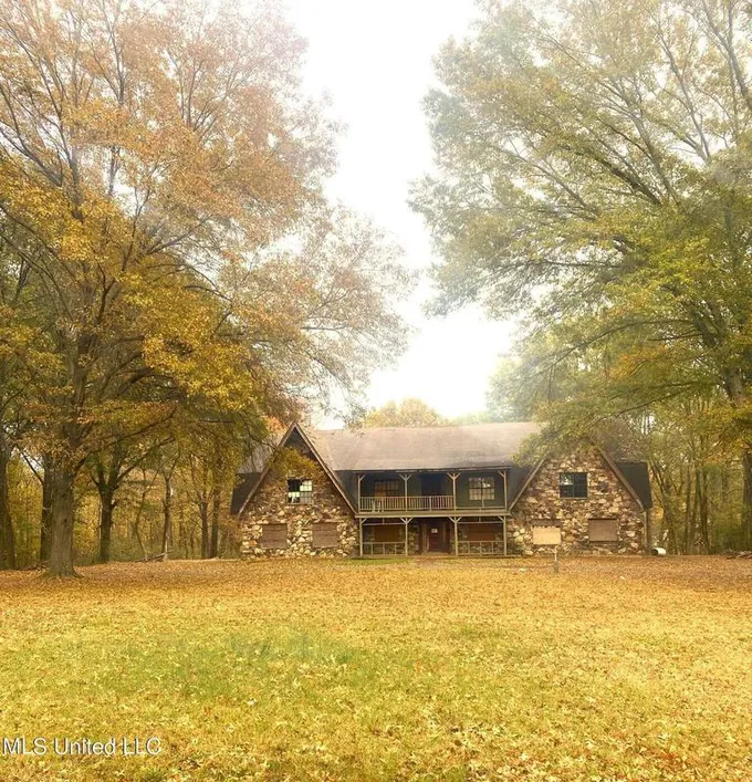 6480 Swinnea Road, Southaven, MS 38671  610103979 for Sale