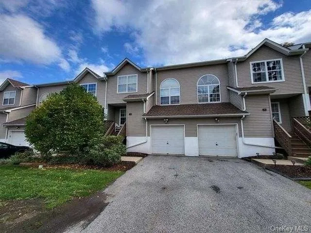 705 Driftwood Lane, New Windsor, NY 12553  619994941 for Sale