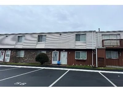 Short Beach Rd Apt F8 for Sale