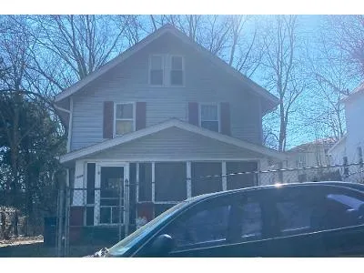 E Crosier St for Sale