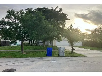 NE 18th Ave for Sale