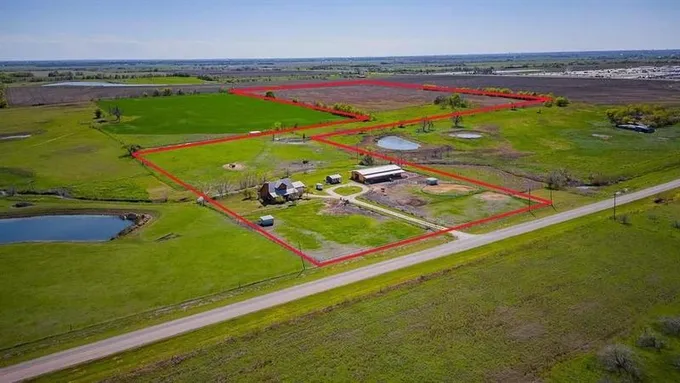 Taylor, Williamson County, TX Commercial Property for sale Property ID: 416132443