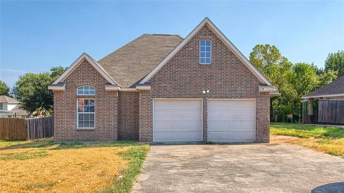 13262 Lake Breeze Ln, Willis, TX 77318 for Sale