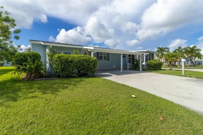 140 NIGHTINGALE CIR, ELLENTON, FL 34222 Condominium For Sale  MLS# A4580588