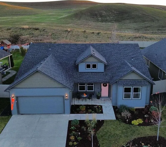 1825 SW Panorama Dr, Pullman, WA 99163  609297036 for Sale