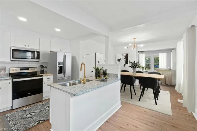3023 PERONNE AVE, Norfolk, VA 23509 Single Family Residence For Sale  MLS# 10512571