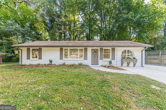 4840 PINEDALE DR, Forest Park, GA 30297 Single Family Residence For Sale  MLS# 10212334