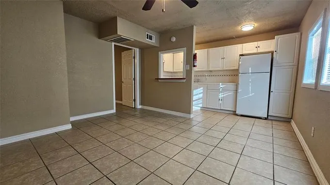 1907 Dismuke St #17, Houston, TX 77023 for Rent