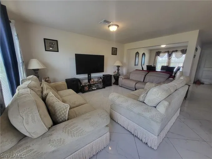 Cape Coral, Lee County, FL House for sale Property ID: 417264792