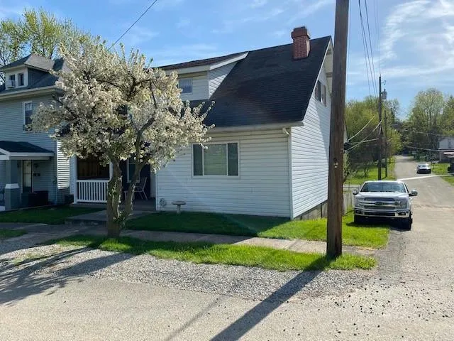 11 LAWN AVENUE EXT, Uniontown, PA 15401 Single Family Residence For Sale  MLS# 1601201 for Rent