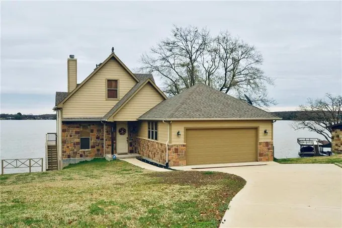 227 Kings Row, MALAKOFF, TX 75148 for Sale