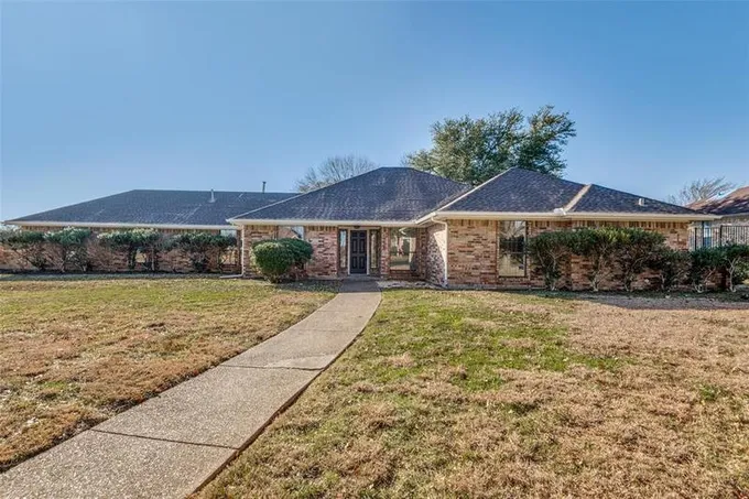 1216 Bluffview Dr, Desoto, TX 75115 for Sale