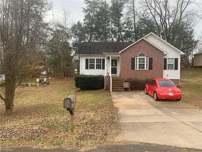 Megan, RAMSEUR, NC 27316  613047114 for Sale