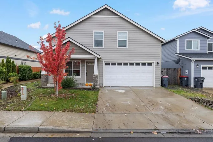 3170 Gold Mine Avenue, White City OR 97503 for Sale