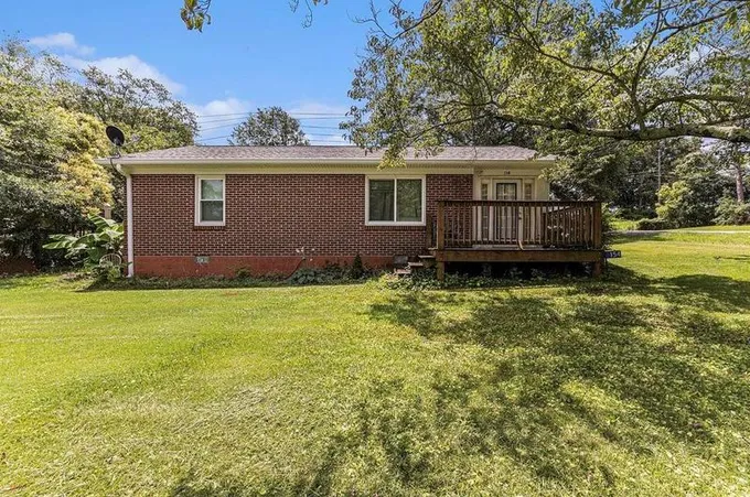 154 Orchard Dr, Commerce, GA 30529 - MLS 7268108 for Sale