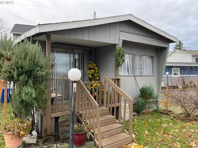 14222 SE DIVISION ST 57, Portland OR 97236 for Sale