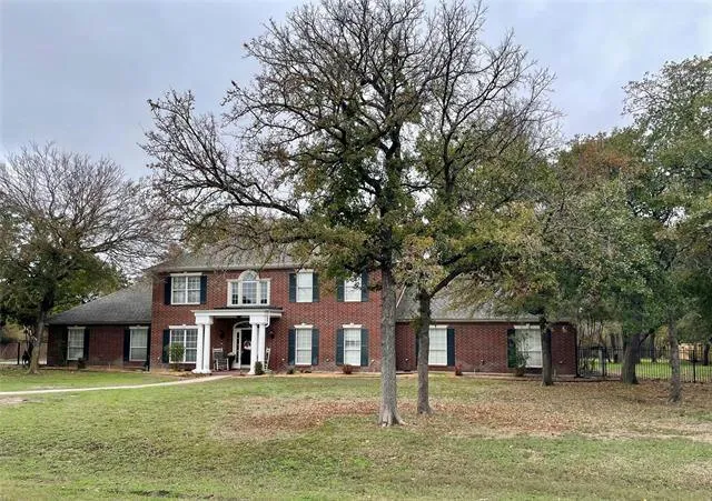 1605 MCDAVID DR, Aledo, TX 76008 Single Family Residence For Sale  MLS# 20475374