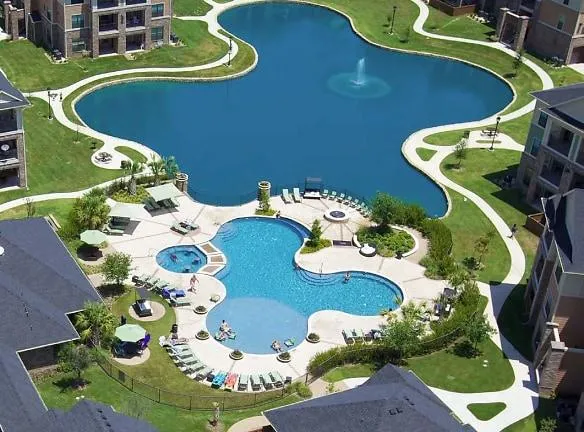 Watervue Apartments - 8660 N Beach St - Fort Worth, TX Apartments for Rent