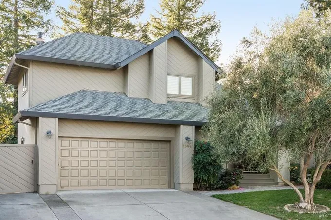 1385 Grove Ct, Saint Helena, CA 94574 - MLS 323018995 for Sale