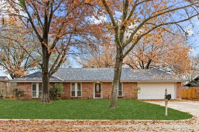 611 Field St, Colleyville, TX 76034 for Rent
