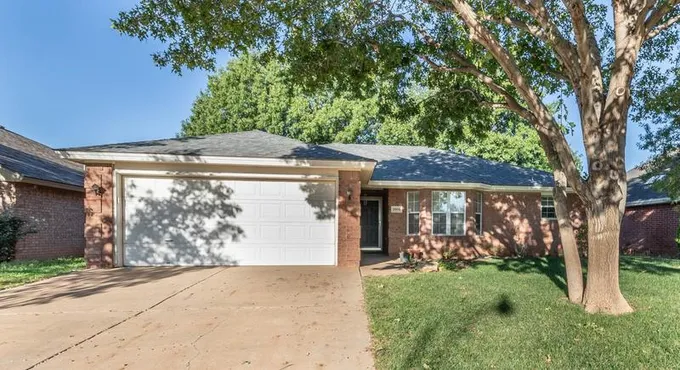 1004 Kewanee, Lubbock, TX 79416 for Sale