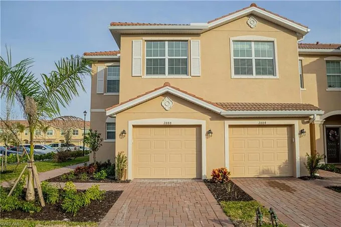 2888 CITRUS ST, NAPLES, FL 34120 Condo/Townhouse For Sale  MLS# 224001912