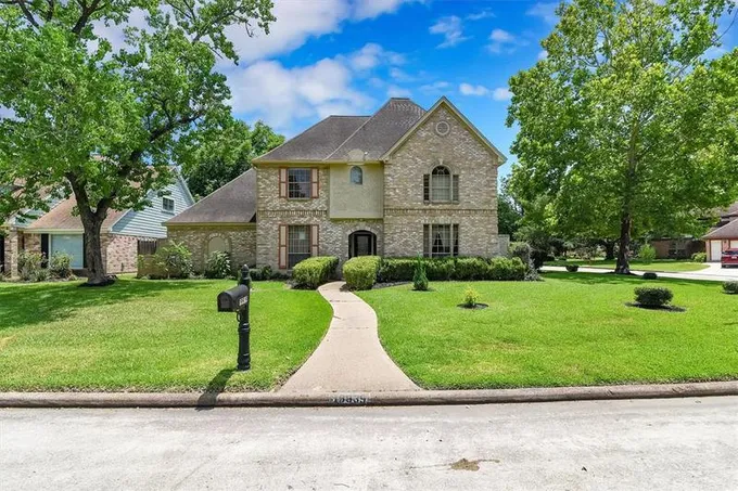 19939 January Dr, HUMBLE, TX 77346 for Sale