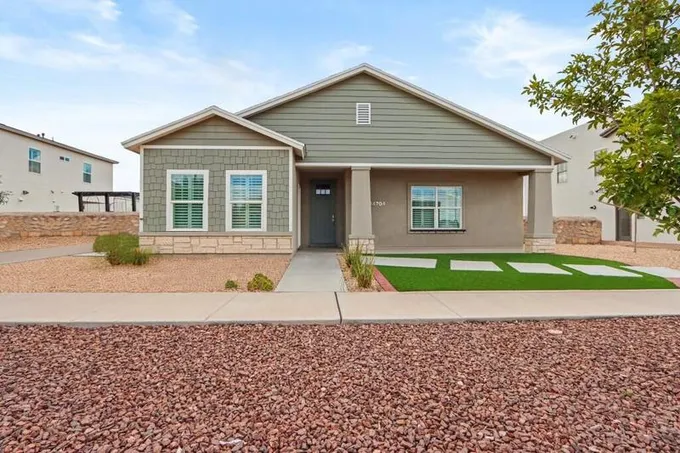 2409 Tony Harper Street, El Paso, TX 79938 for Sale