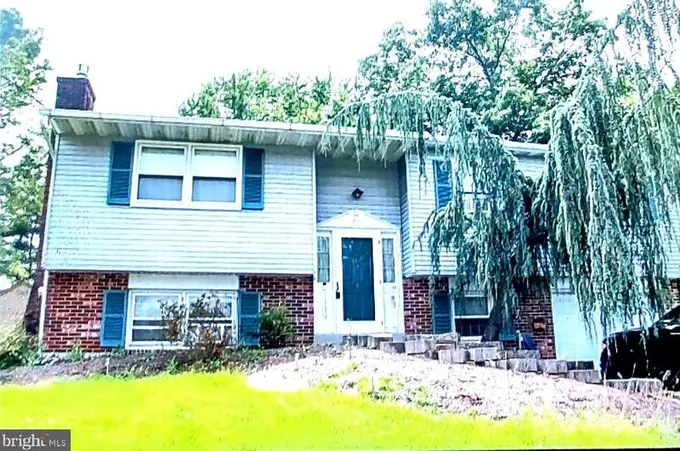 42 Indian Valley Ln, Telford, PA 18969 - MLS PAMC2076694 for Sale