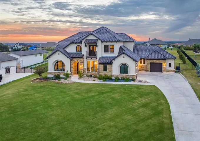513 Loyal June Trl, Leander, TX 78641 for Sale