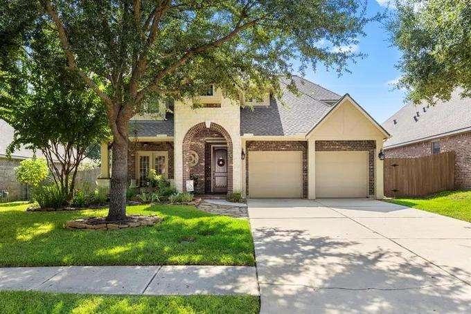 330 Arbor Ridge Ln, Conroe, TX 77384  MLS# 82215198 for Sale