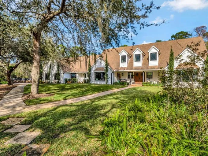 408 VALLEY STREAM DR, GENEVA, FL 32732 Single Family Residence For Sale  MLS# O6169968