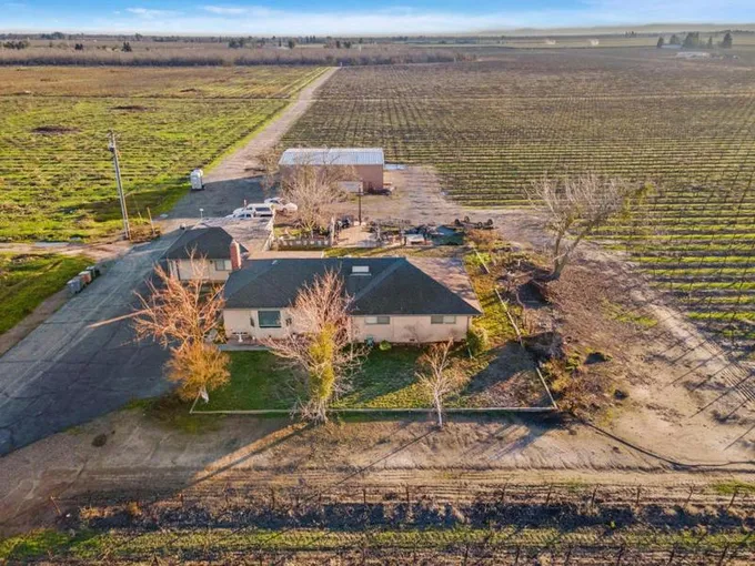 10726 E HARNEY LN, Lodi, CA 95240 Single Family Residence For Sale  MLS# 224001977 for Rent