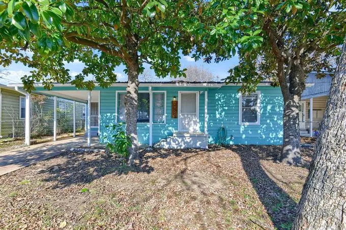 2907 W Parnell St, Denison, TX 75020  MLS# 20493555 for Sale
