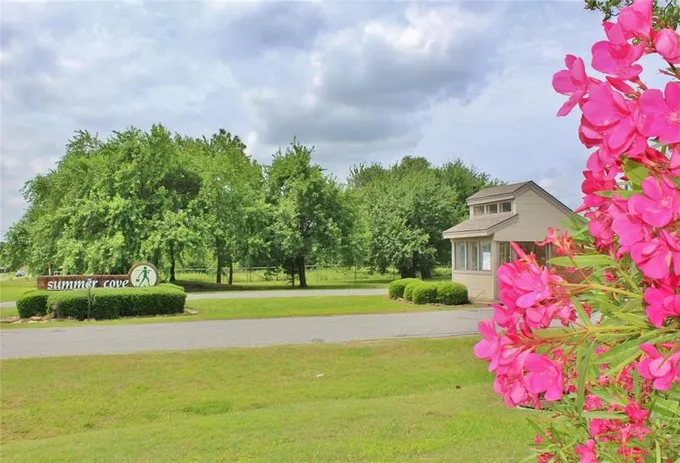102 Summer Place Cir, Pottsboro, TX 75076 for Sale