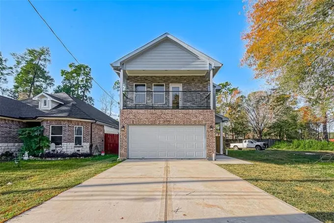 17501 Deer Creek Dr, Spring, TX 77379 for Sale
