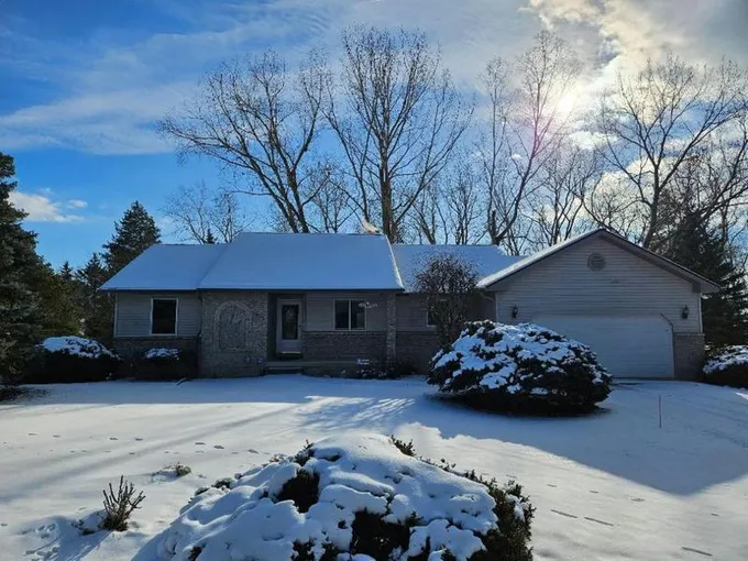 12505 HILL RD, Swartz Creek, MI 48473 Single Family Residence For Sale  MLS# 50131663